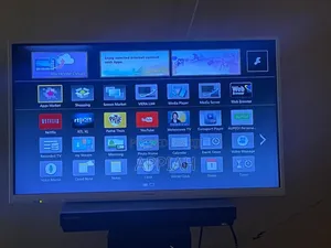Panasonic 32" Smart Tv