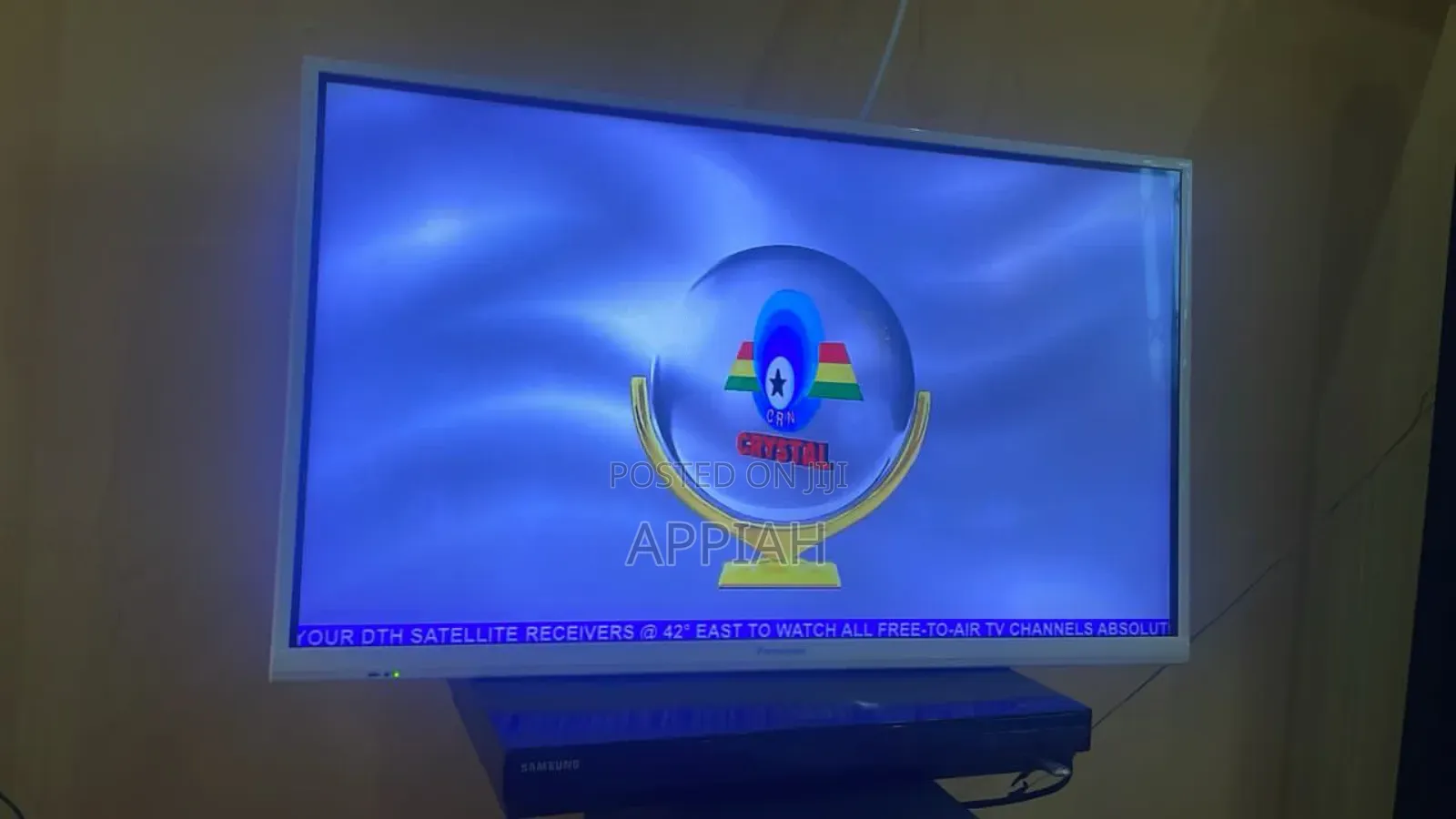 Panasonic 32" Smart Tv