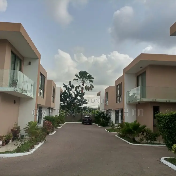 4bdrm Townhouse / Terrace in Roman Ridge for rent