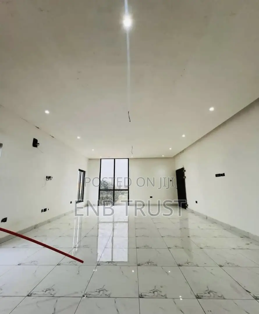 4bdrm Duplex in East Legon, Ability for sale