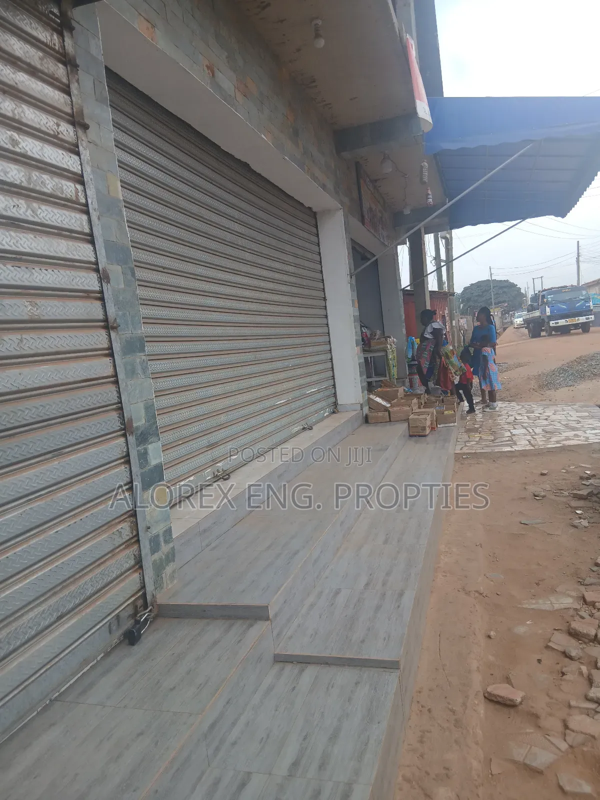 Shop for Rent at Teiman