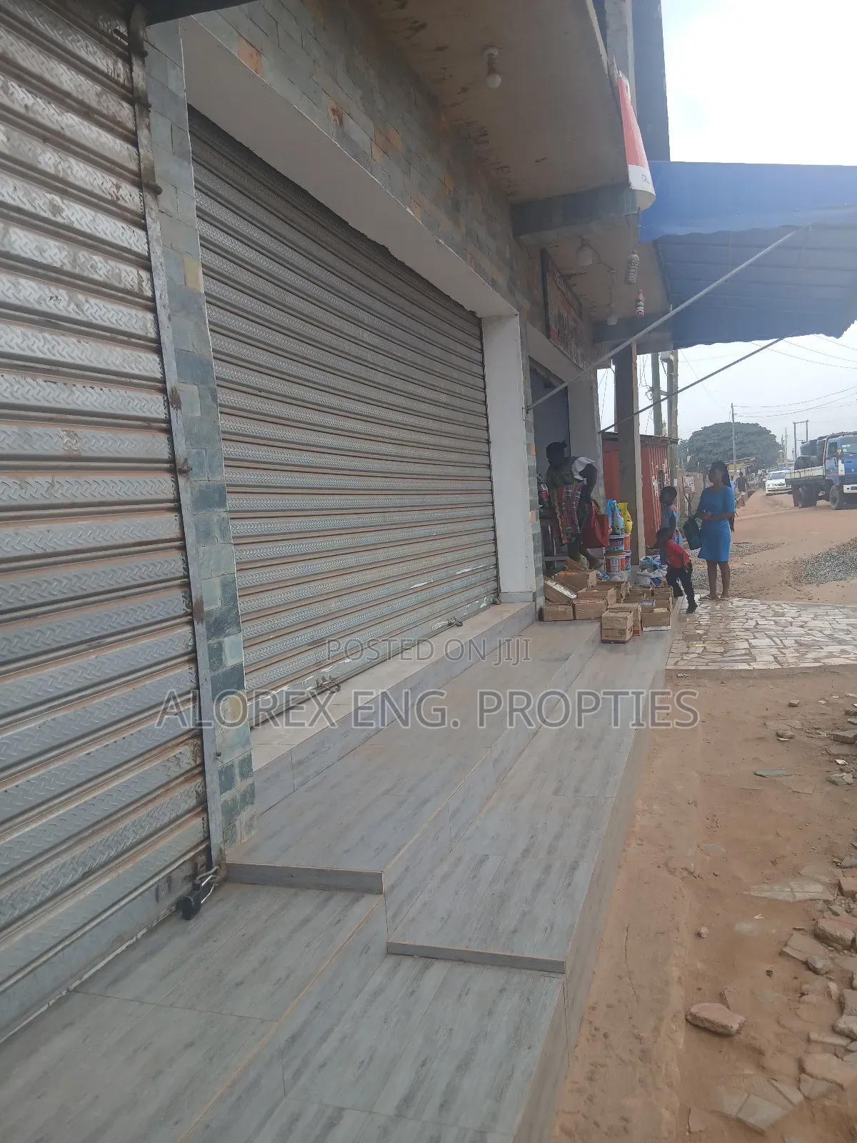 Shop for Rent at Teiman