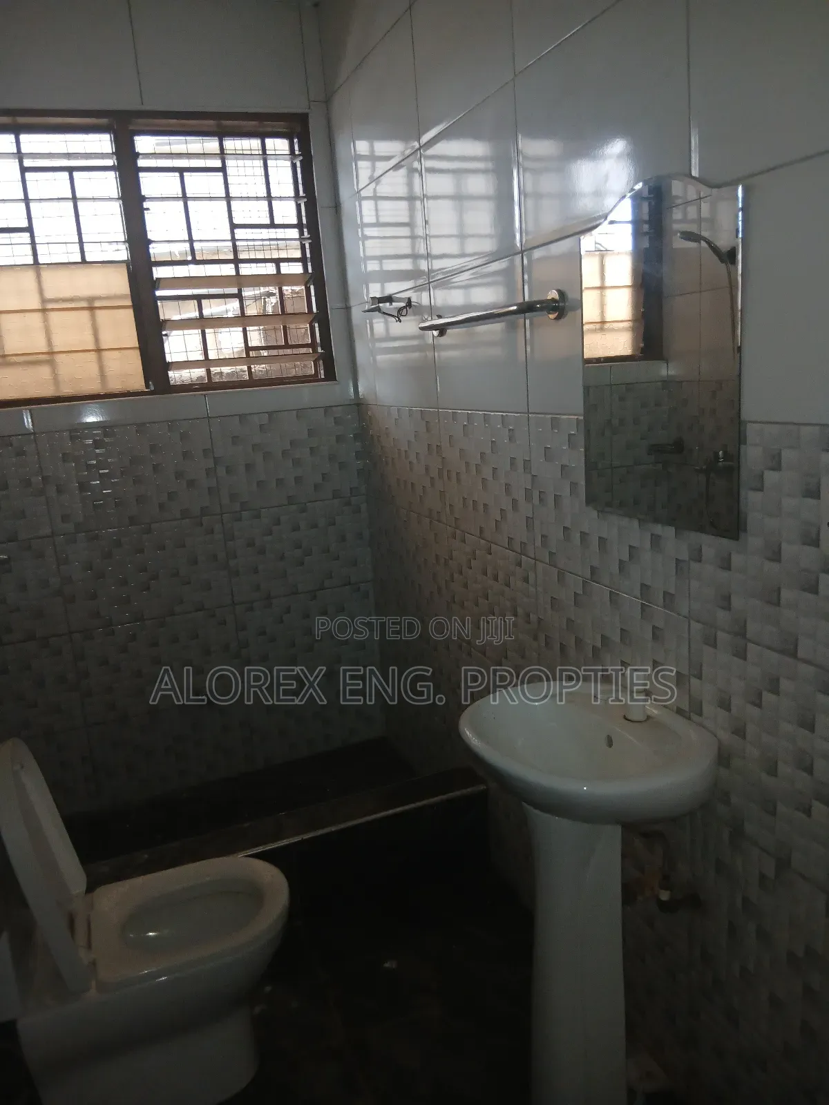 Shop for Rent at Teiman
