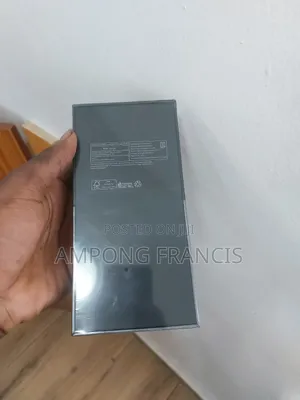New Samsung Galaxy Z Flip3 5G 128 GB Rose Gold