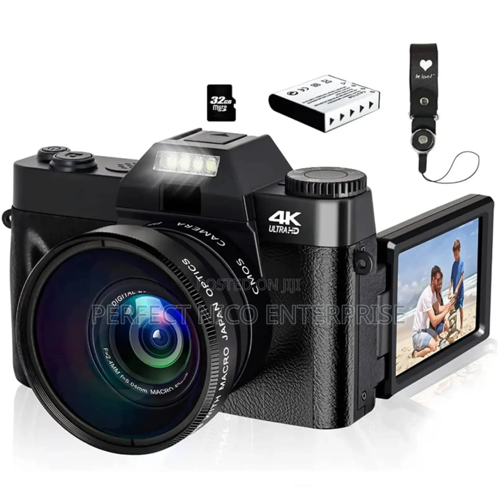 High-Quality Optical Zoom Digital Camera With Rotating LCD Screen