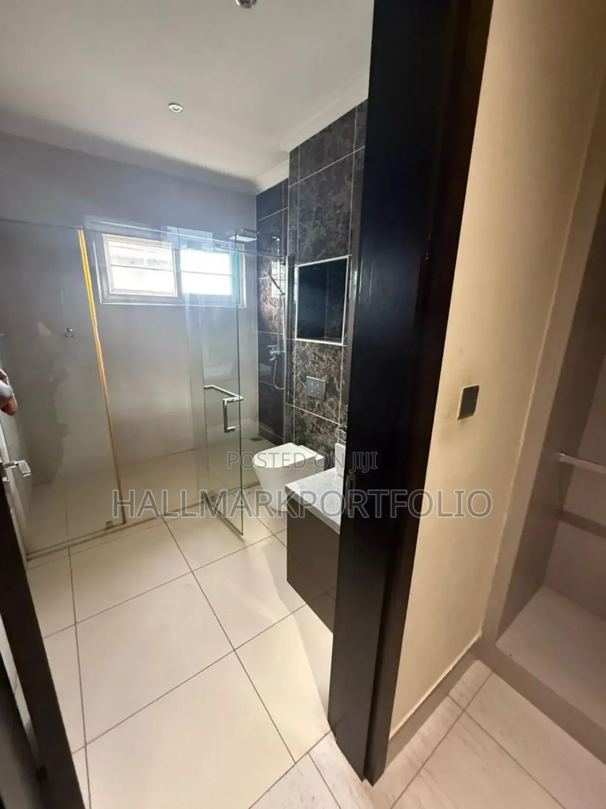 5bdrm Mansion in Chain Homes, Accra Metropolitan for rent