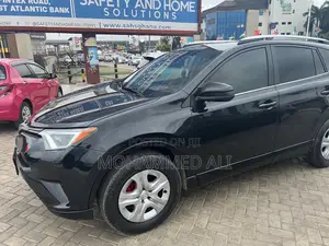 Toyota RAV4 LE AWD (2.5L 4cyl 6A) 2017 Black