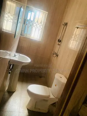 1bdrm Room & Parlour in Amasaman Achiaman, Ga West Municipal for rent