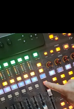 Behringer X32