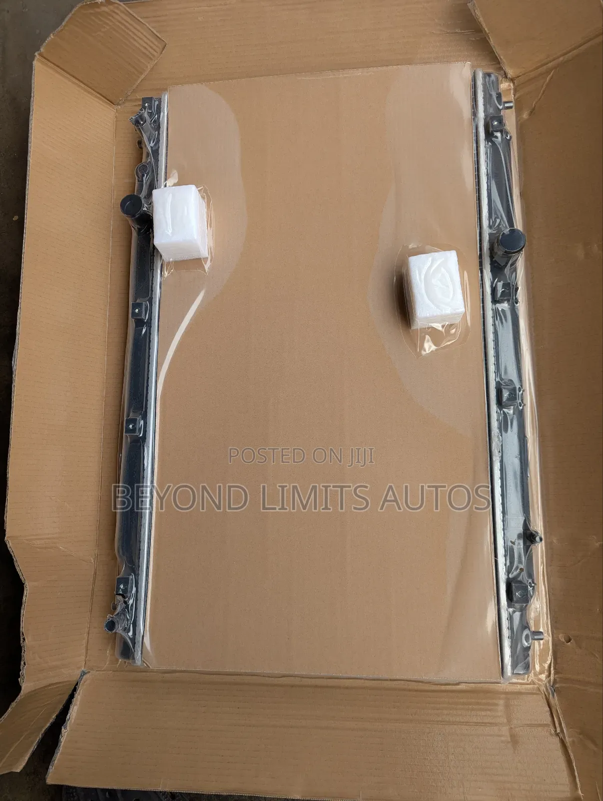 Honda CRV Cr-v 2017,2018,2019,2020,2021 Radiator/ Water Tank