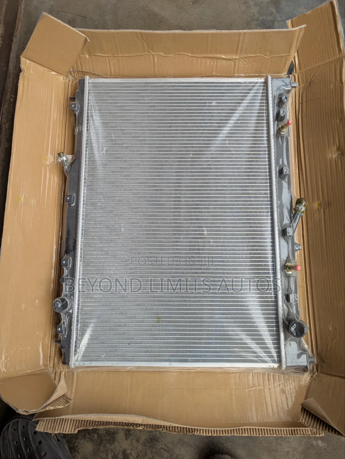 Mazda Cx-9 2011,2012,2013,2014,2015,2016,2017,2018 Radiator/Water Tank