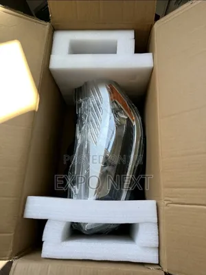 2017-2019 Ford Escape Halogen (W/O Led Drl) Headlight Left Driver Side
