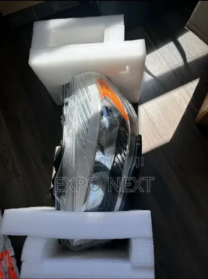 2017-2019 Ford Escape Halogen (W/O Led Drl) Headlight Left Driver Side