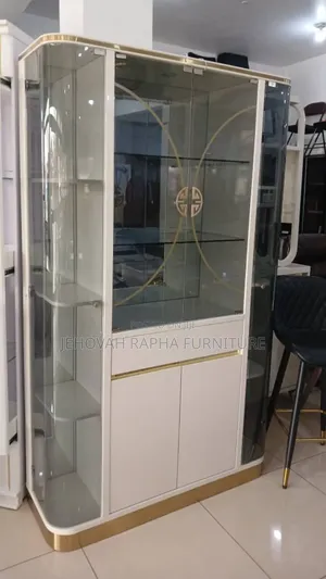 Half Glass Corner Bar