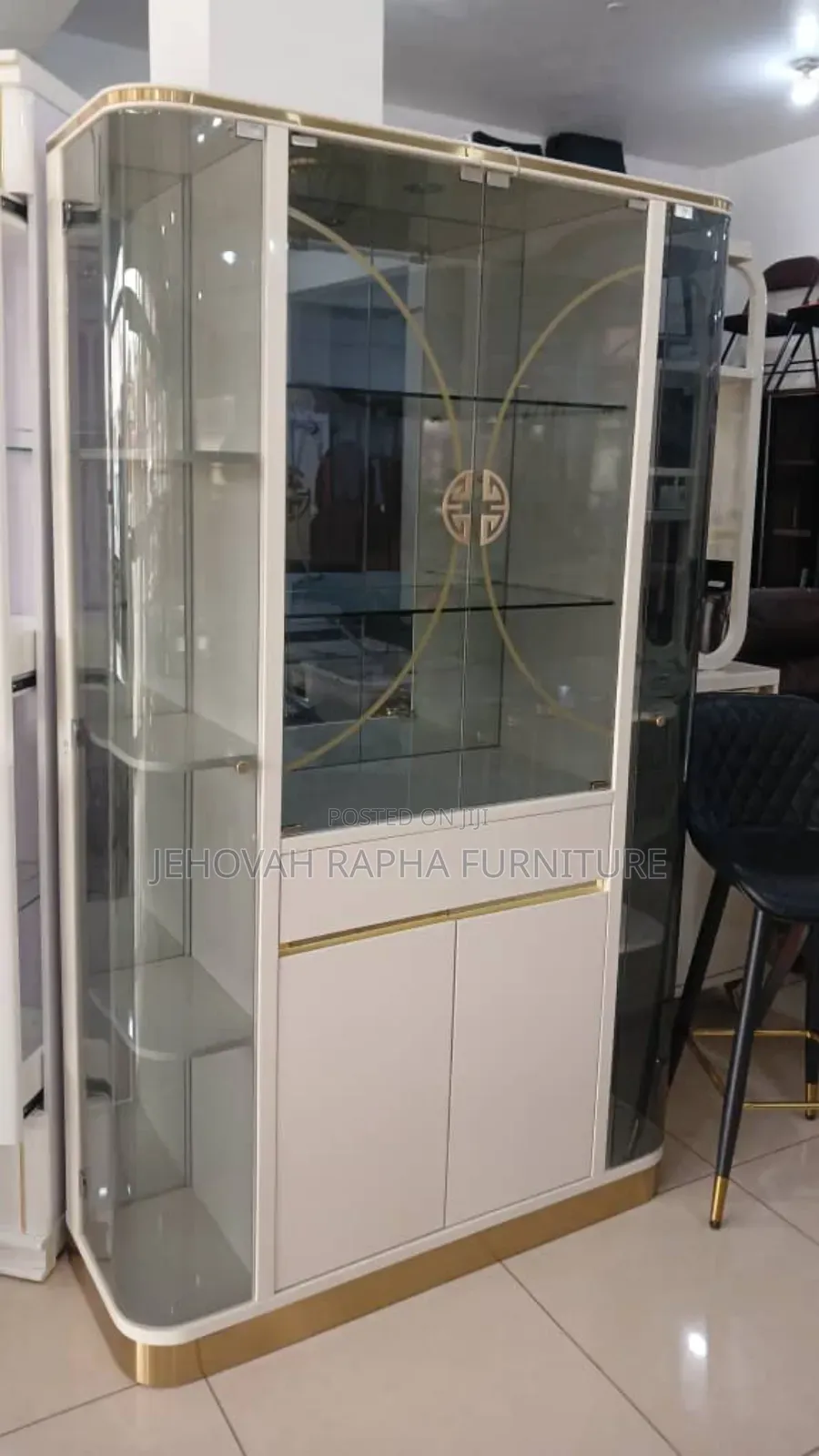 Half Glass Corner Bar