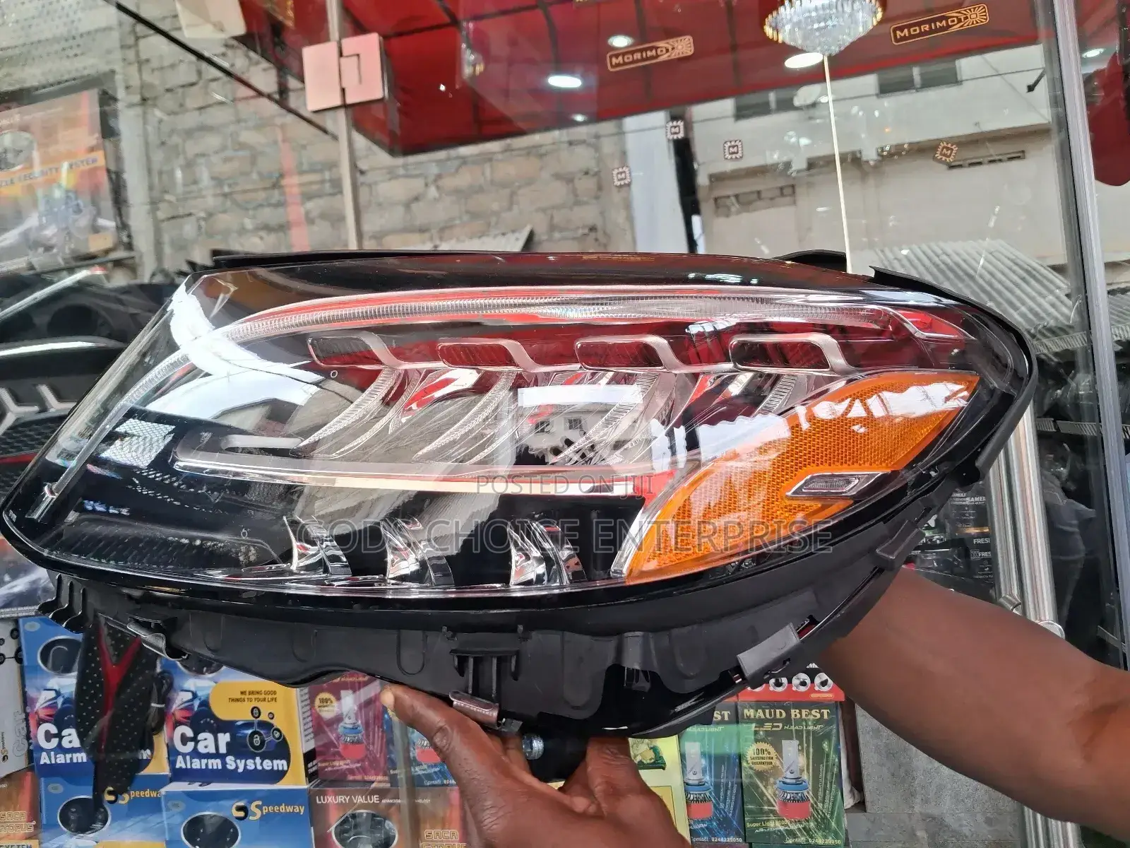 Headlight C300 2021-23