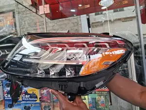 Headlight C300 2021-23