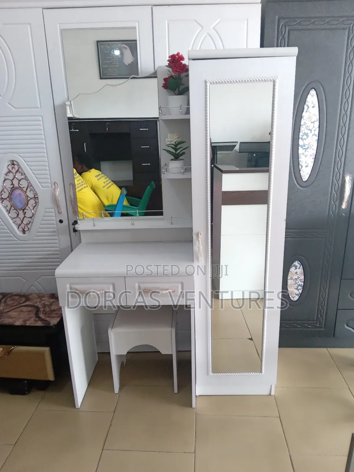 Dressing Area Mirror