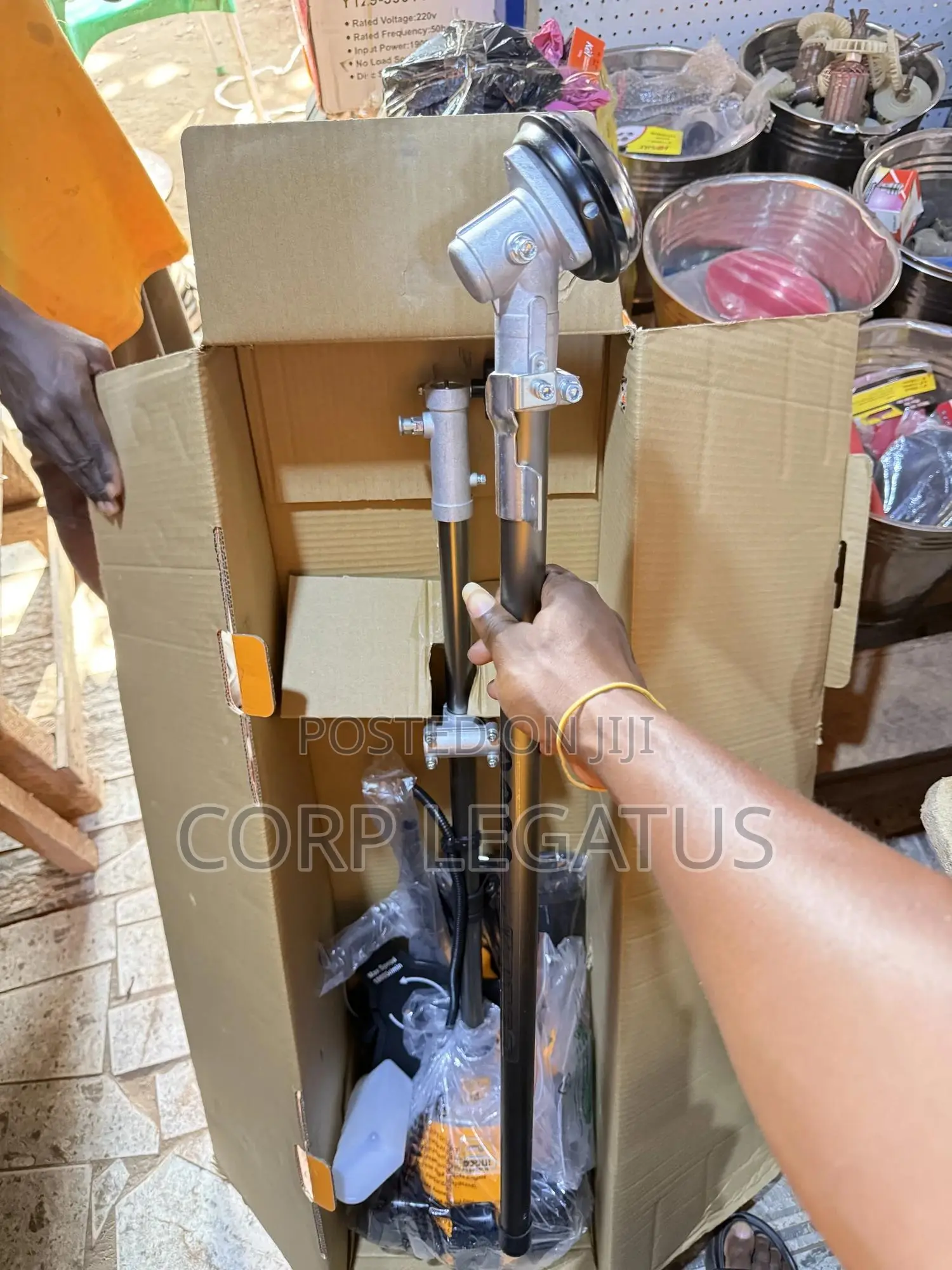 Ingco Gasoline Grass Trimmer And Brush Cutter