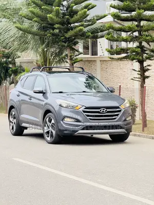 Hyundai Tucson Limited AWD 2018 Gray