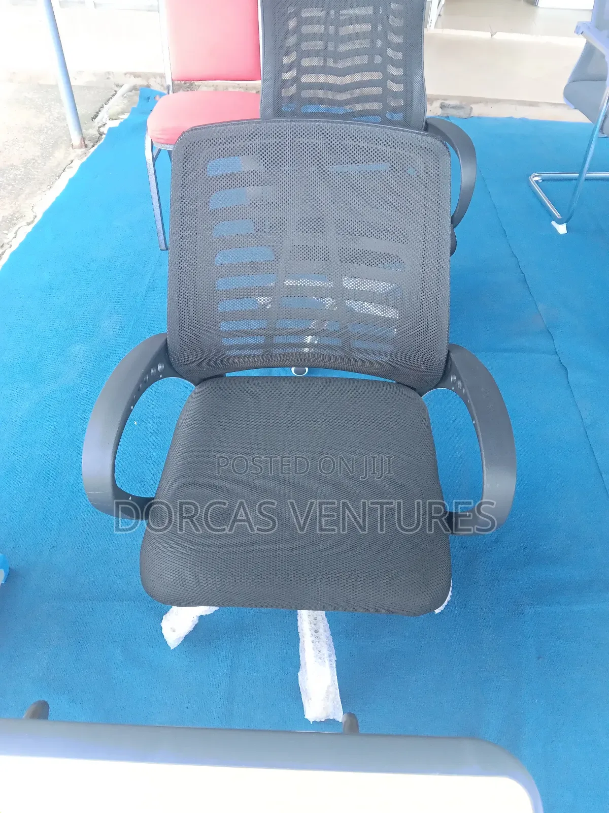 Officeholders Swivel Chair