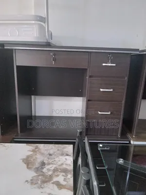 Trade Schools Desk
