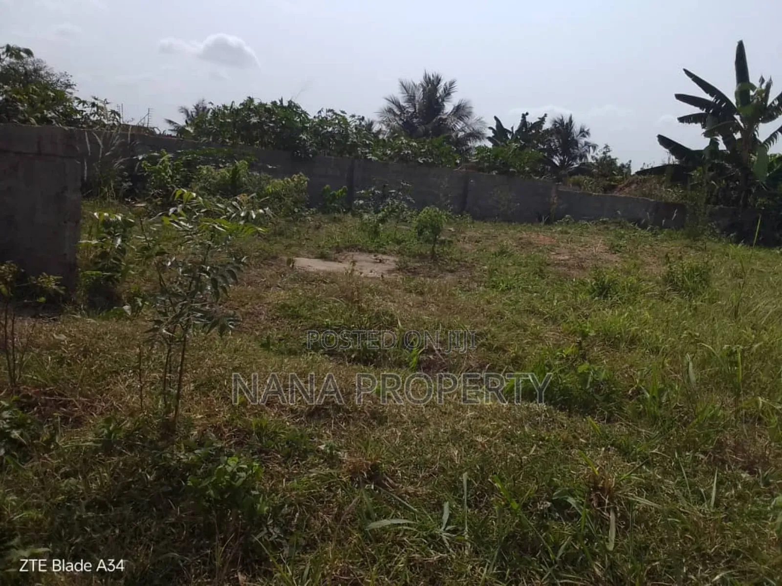 One Plot of Land for Sale Located at Oyibi Saasabi Very Beautiful