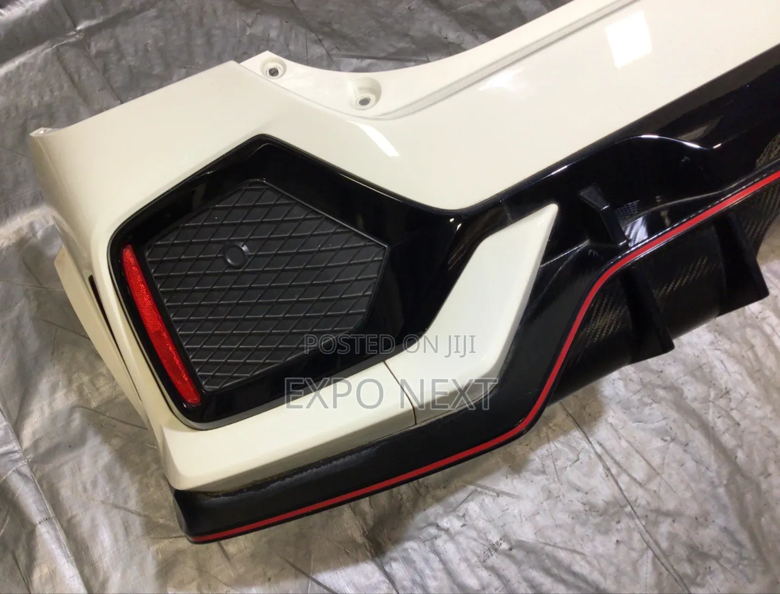 2018-2021 Honda Civic Hatchback Sport Back Bumper Spec