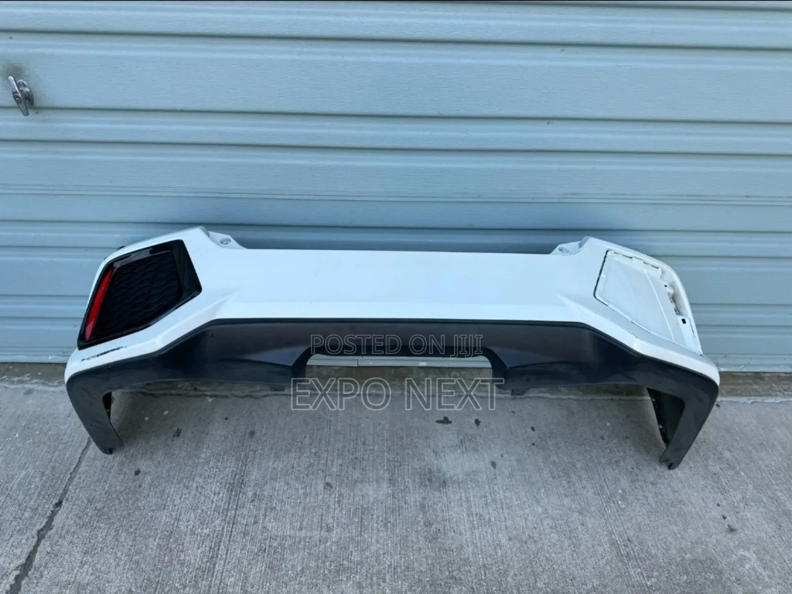 2018-2021 Honda Civic Hatchback Sport Back Bumper Spec