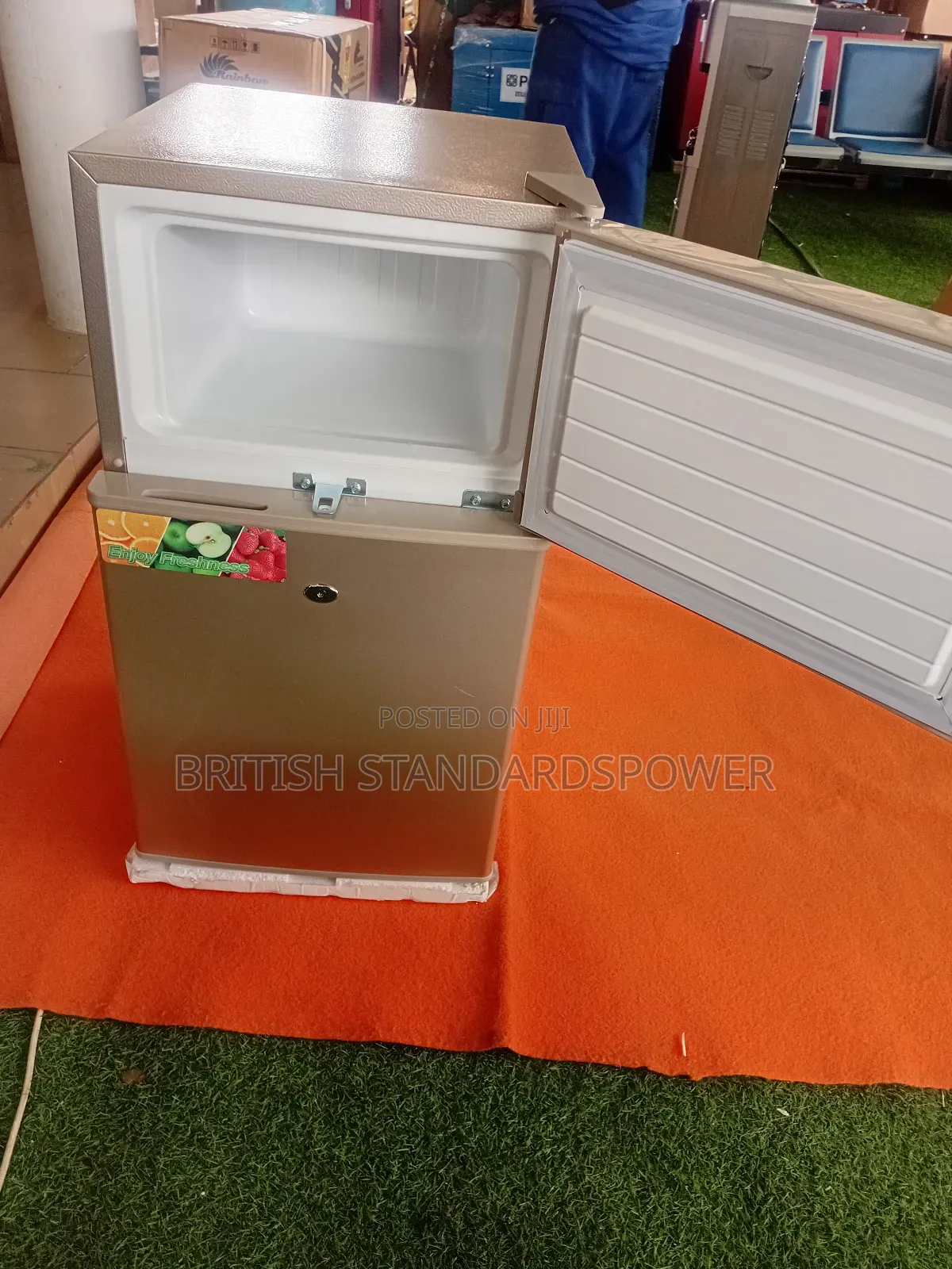 Food Saver 80l Westpool Refrigerator