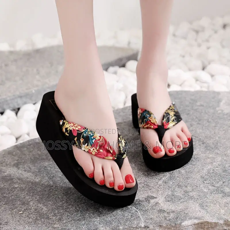 Slippers Small Height-Increasing Non-Slip Clip Flip-Flops Wedge Heel