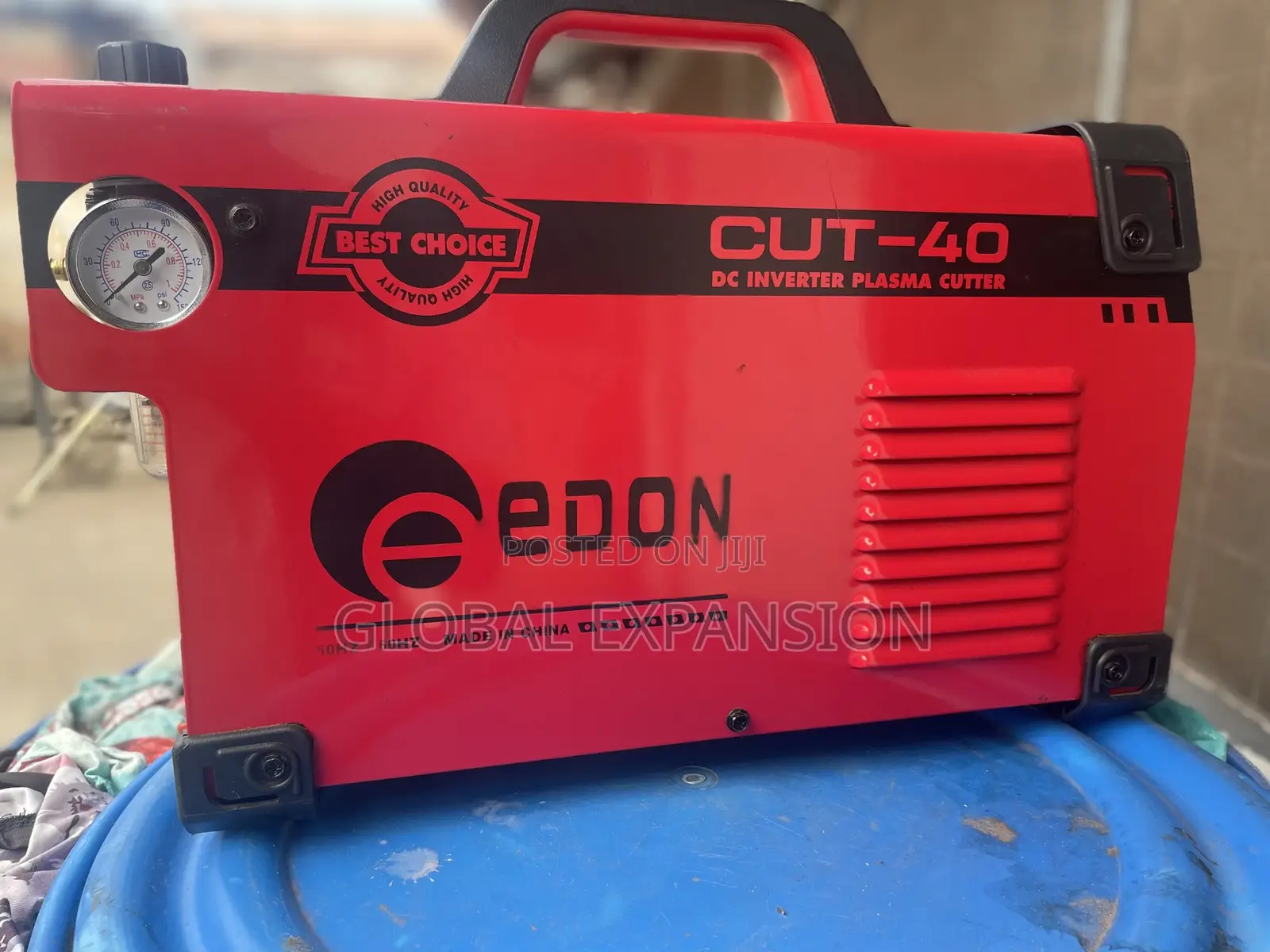 Plasma Cutting Machine (Cut 40).