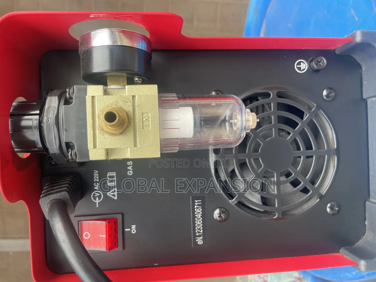 Plasma Cutting Machine (Cut 40).