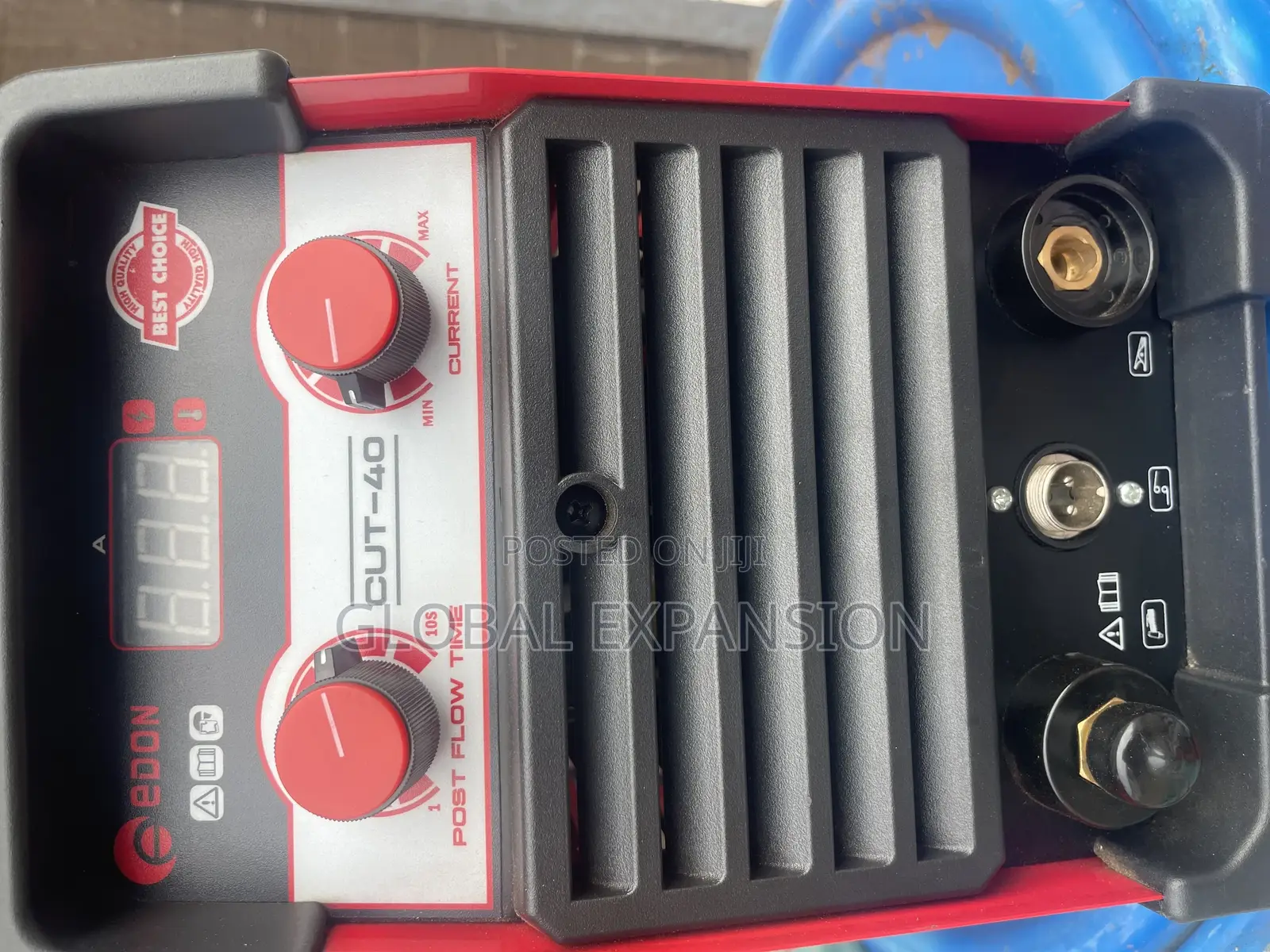 Plasma Cutting Machine (Cut 40).