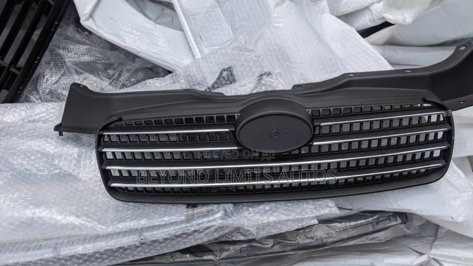 Hyundai Accent 2007,2008,2009,2010 Front/ Top Grille or Shell