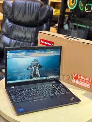 New Laptop Lenovo 32GB SSD 1T