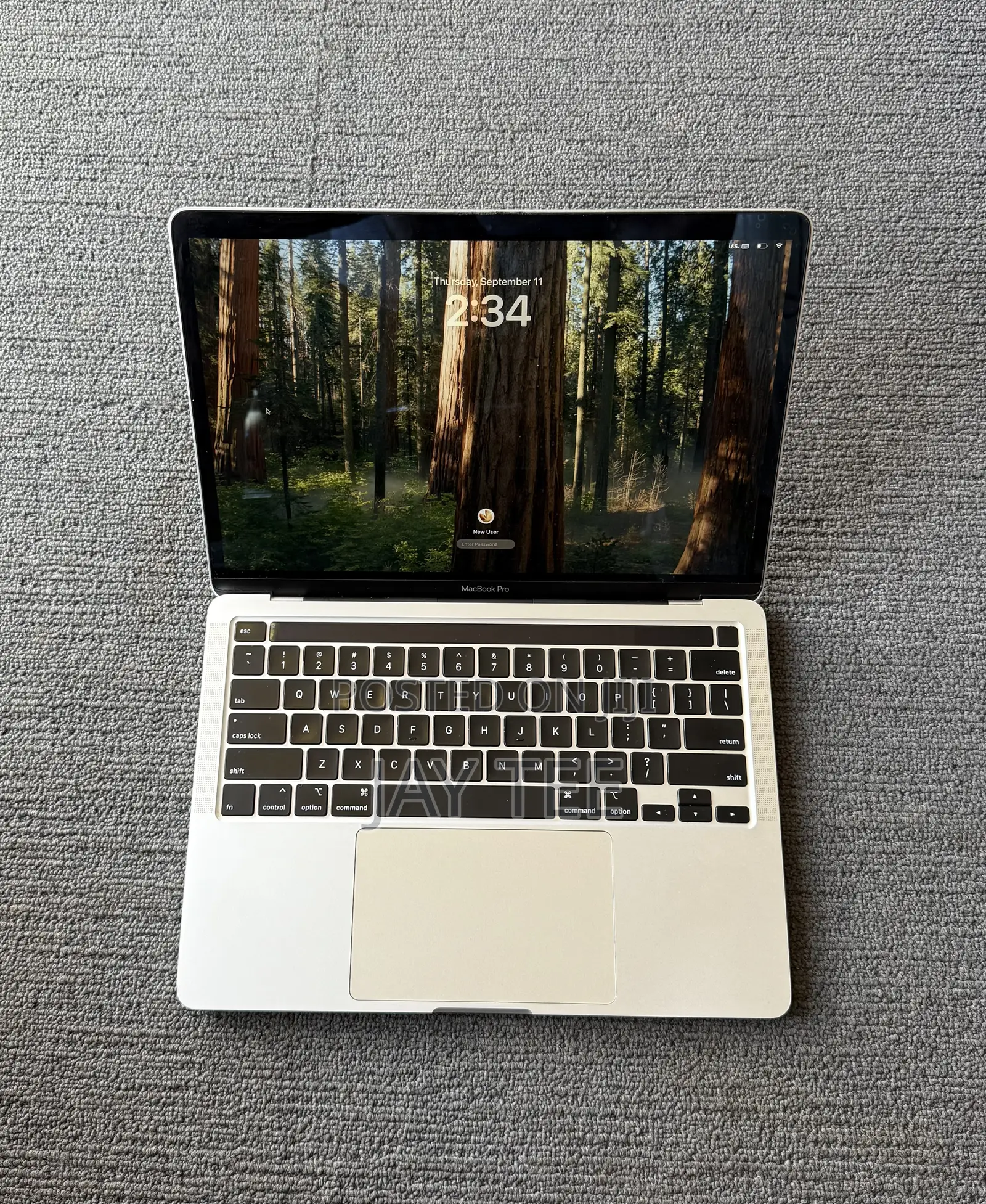 Laptop Apple MacBook Pro 2020 16GB Intel Core I5 SSD 512GB