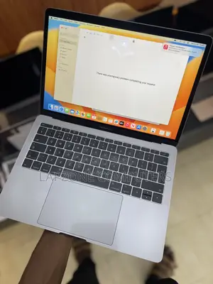Laptop Apple MacBook Pro 2017 8GB Intel Core i5 SSD 128GB