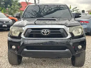 Toyota Tacoma 2013 Black