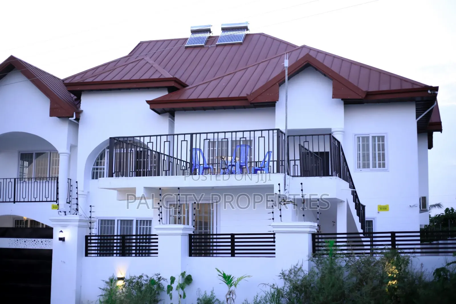 3bedrooms Fully Furnished Apartments for Rent at Ejisu.