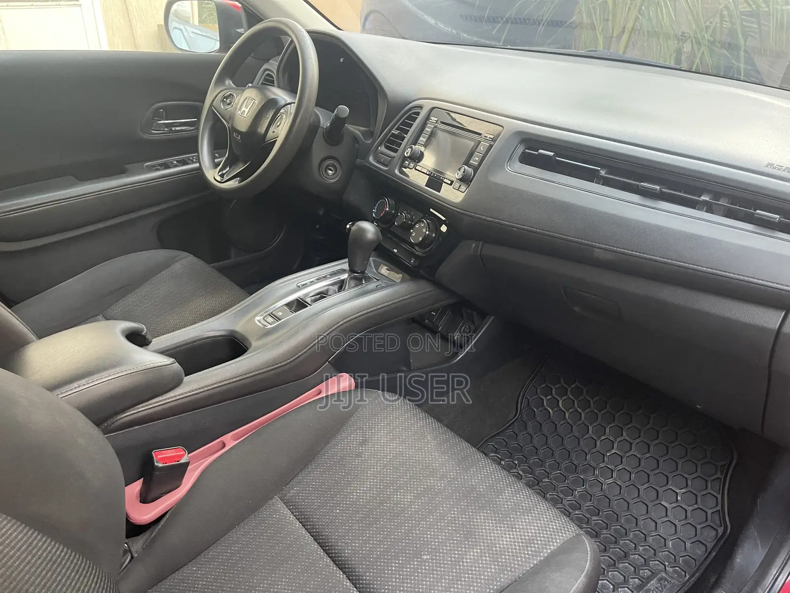 Honda HR-V 4dr SUV (1.5L 4cyl CVT) 2016 Red