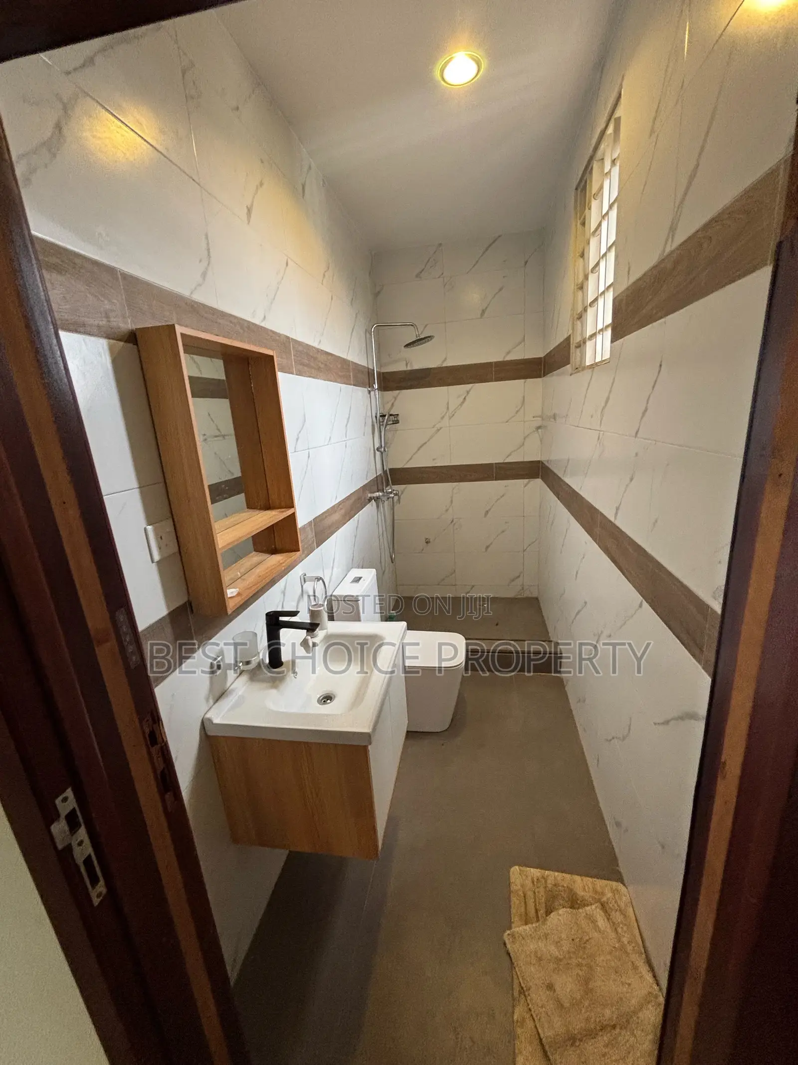 Ex Two Bedroom Apartment for Rent at Lakeside Estate