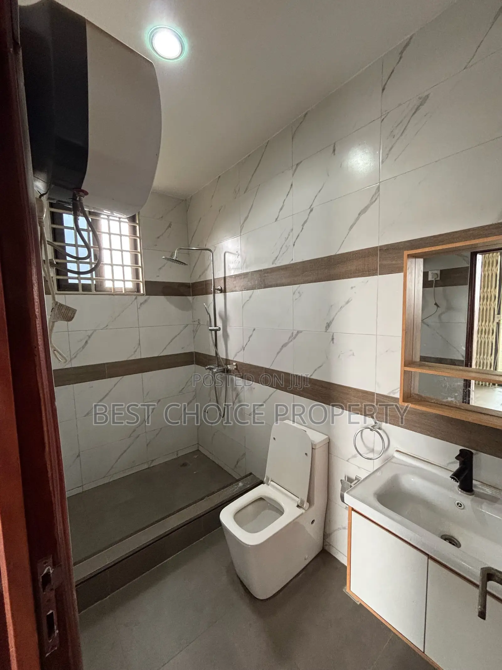 Ex Two Bedroom Apartment for Rent at Lakeside Estate
