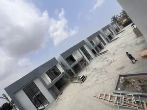 4bdrm Townhouse/Terrace in Bee Decor & Homes, North Legon for sale