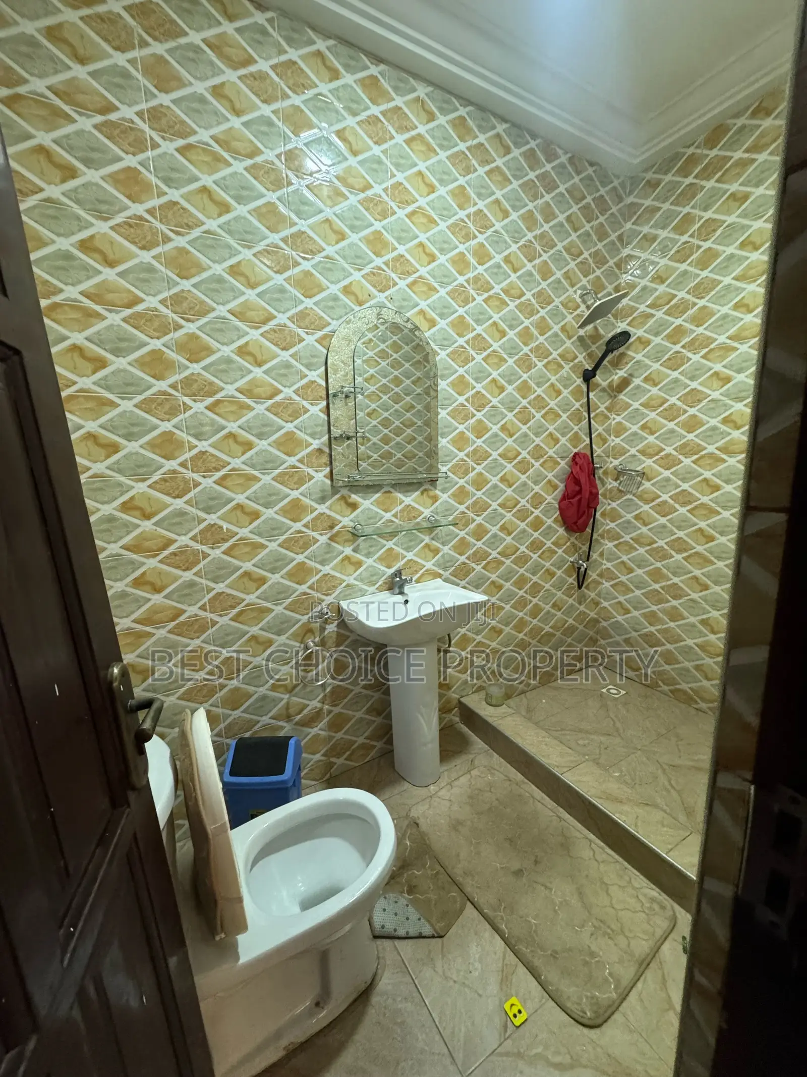Two Bedroom Apartment Lakeside Community 1