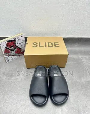 Adidas Yeezy Slides Black