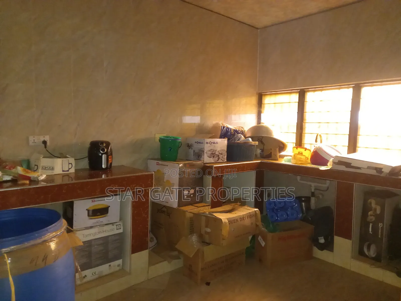 5bdrm House in Asuofia Kokoben, Kumasi Metropolitan for sale