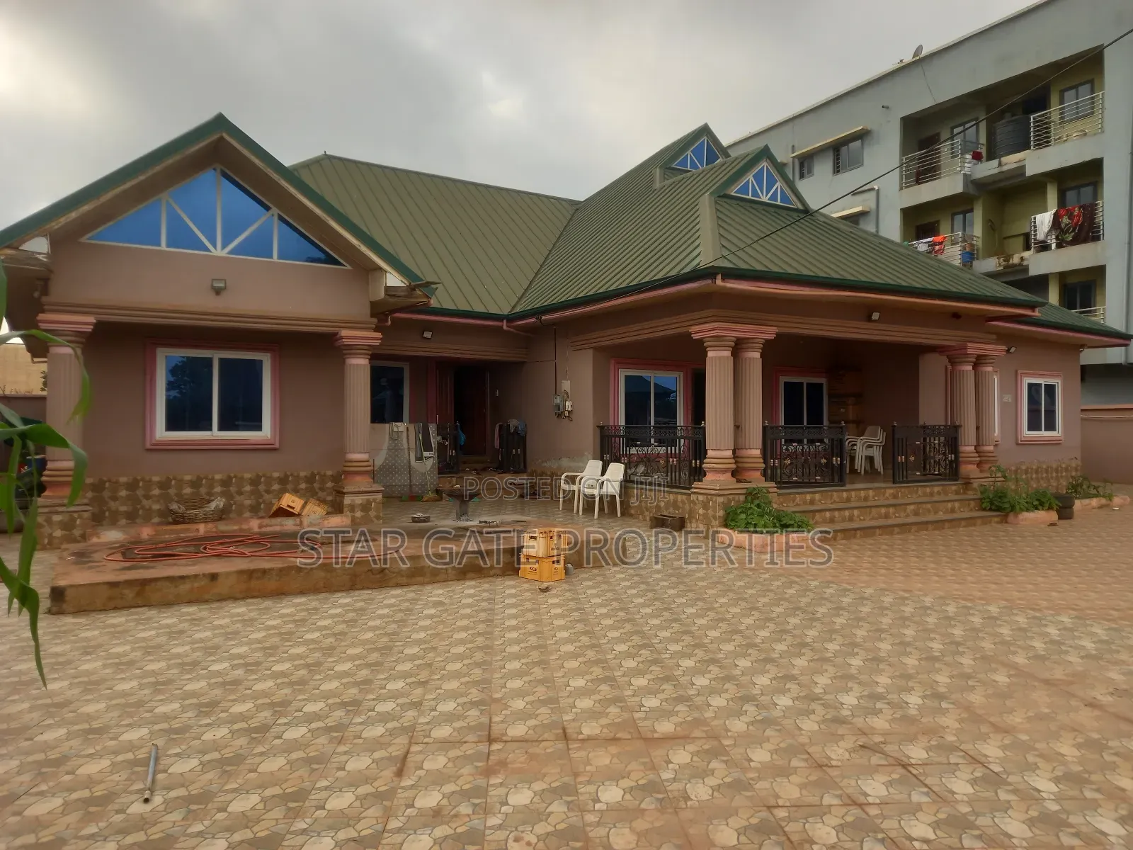 5bdrm House in Asuofia Kokoben, Kumasi Metropolitan for sale