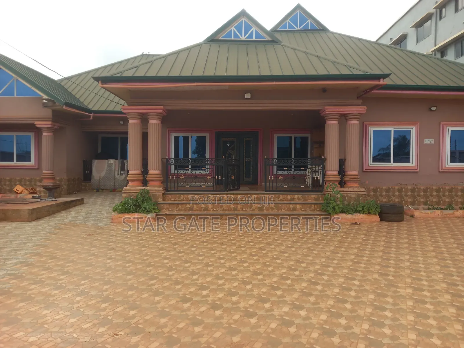 5bdrm House in Asuofia Kokoben, Kumasi Metropolitan for sale