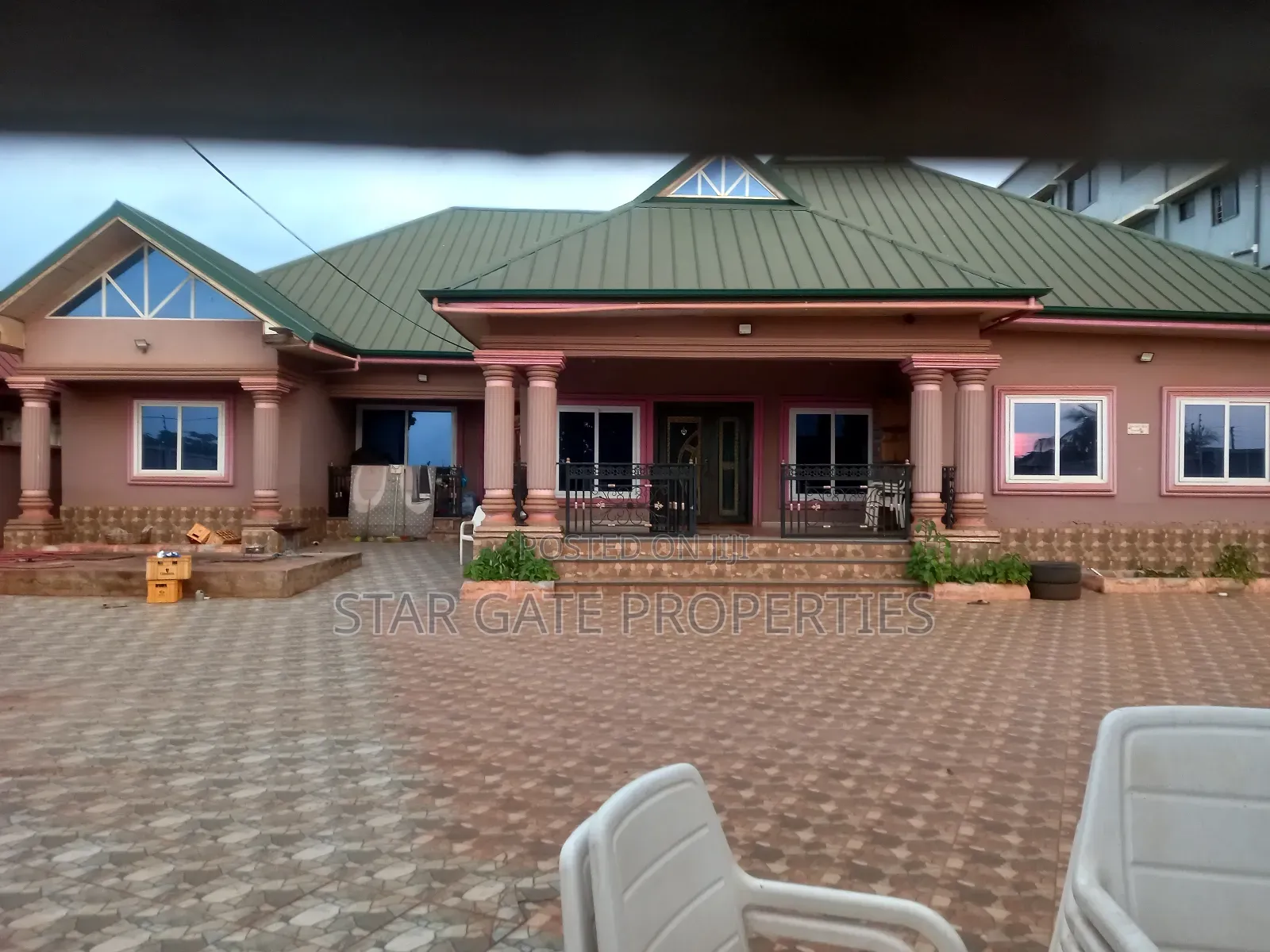 5bdrm House in Asuofia Kokoben, Kumasi Metropolitan for sale